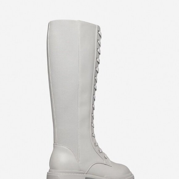 Arlette Lace-Up Flat Boot - Picture 4 of 5